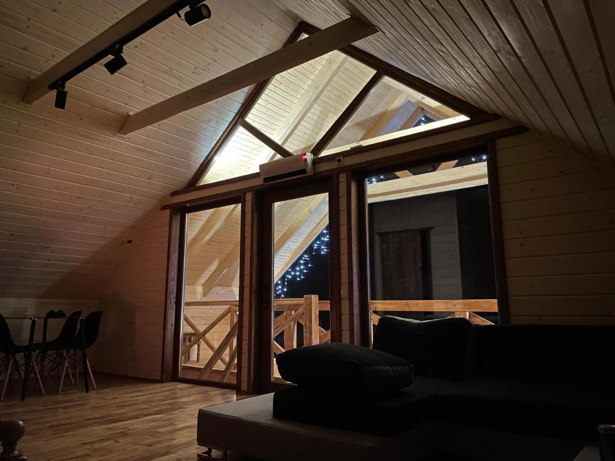 Chalet Pidstromom マイコリチン エクステリア 写真