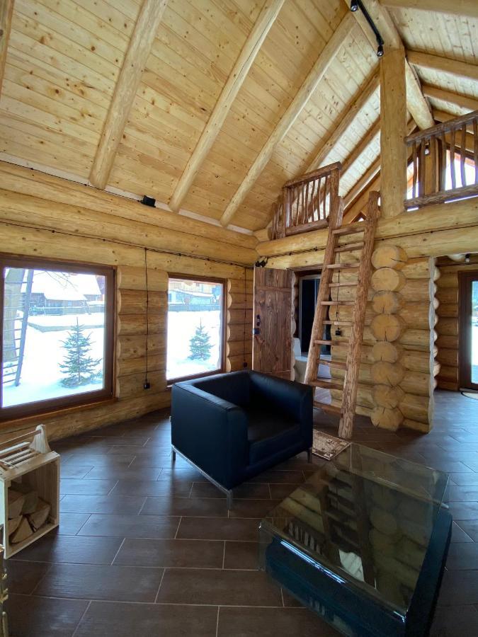 Chalet Pidstromom マイコリチン エクステリア 写真